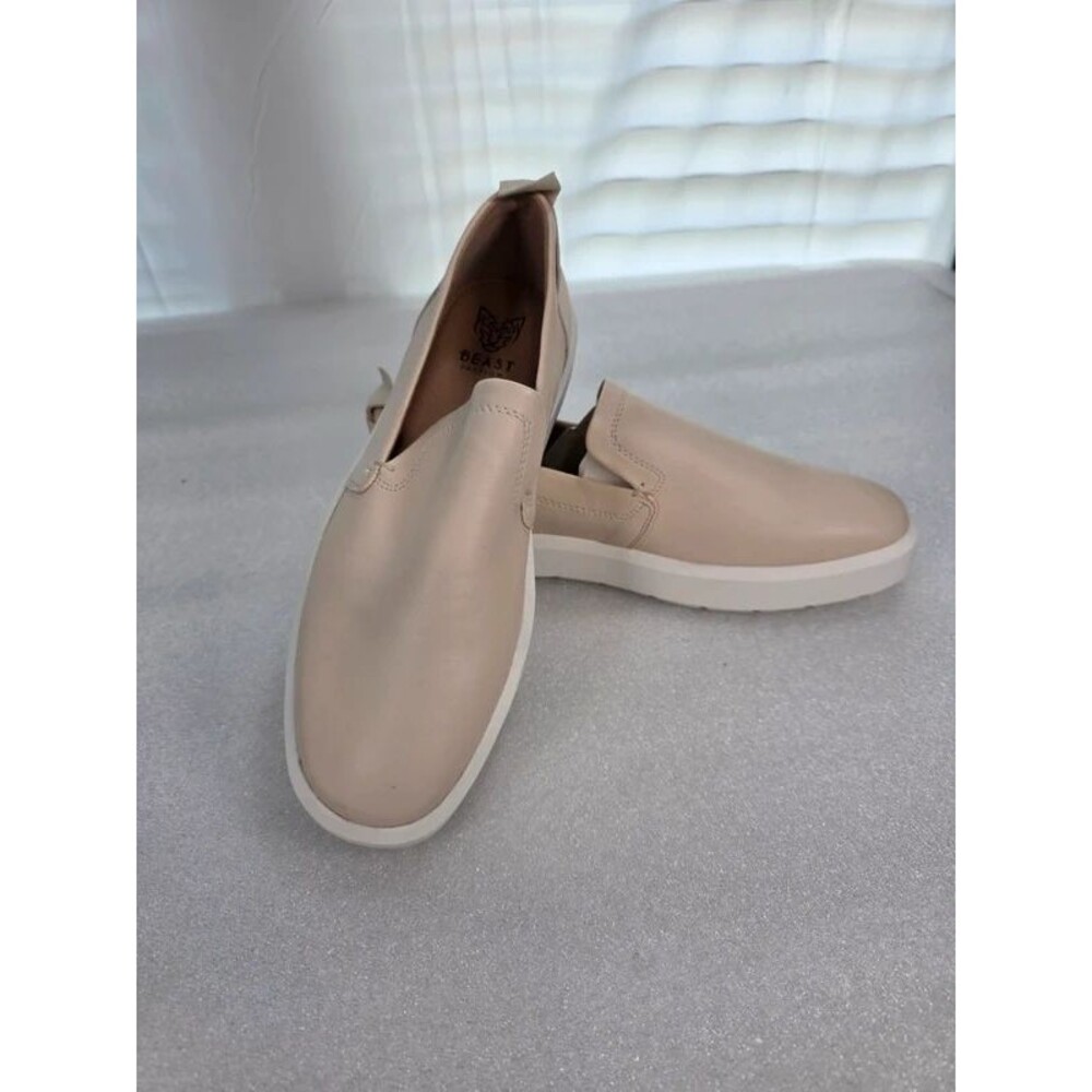 Beast Fashion Nude Beige Faux Leather Slip On Platform Sneakers Women's Size 8